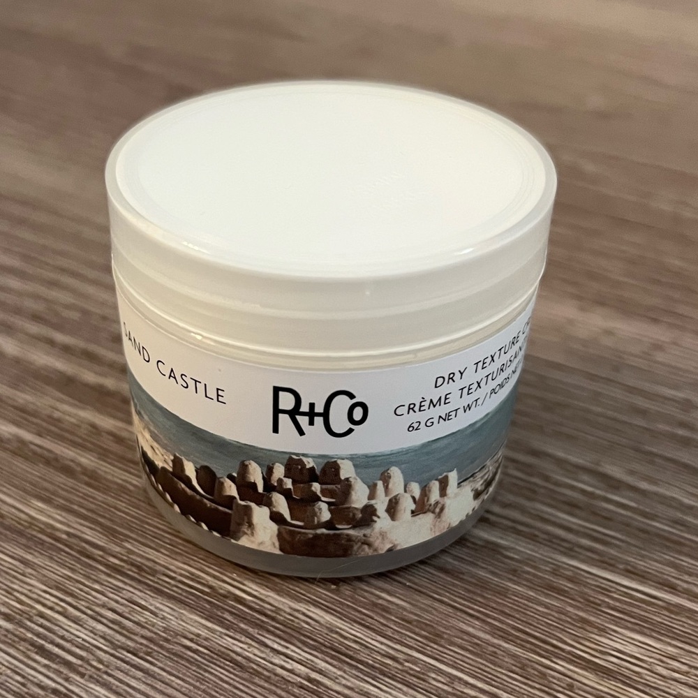 R+Co Sand Castle Dry Texture Cream